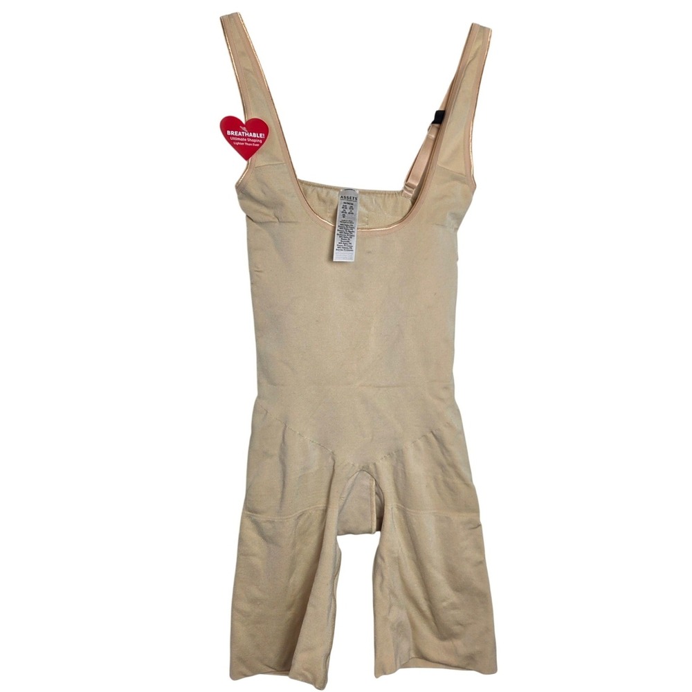 NWT Spanx ASSETS By Sara Blakely Nude Full Body Shaper Shorts Seamless Shapewear